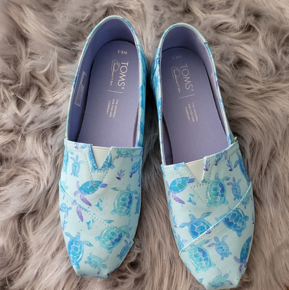 Nwot toms sea turtle alpargata